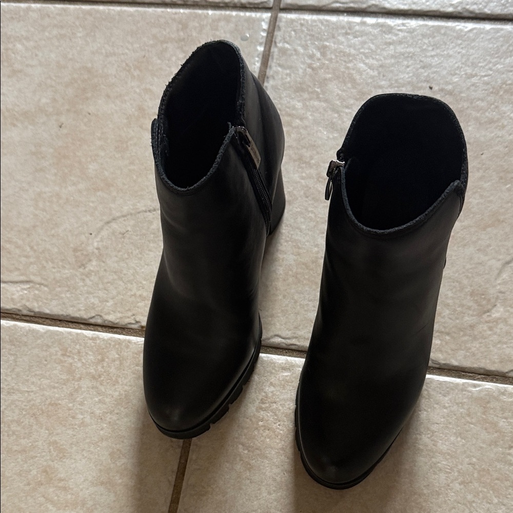 Elegant Black Ankle Booties